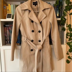 Express tench coat